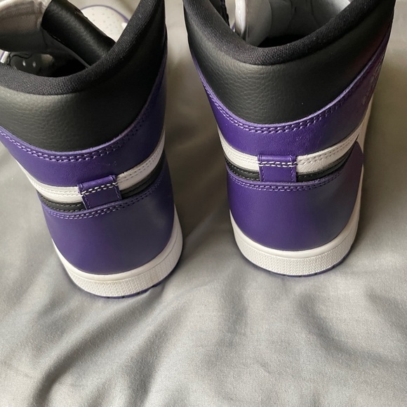 Air Jordan 1 High Royal Court Purple main image 5